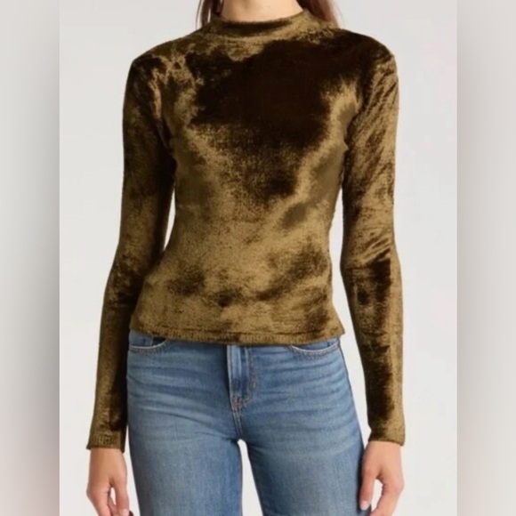 VINCE Panne Velvet Sweater